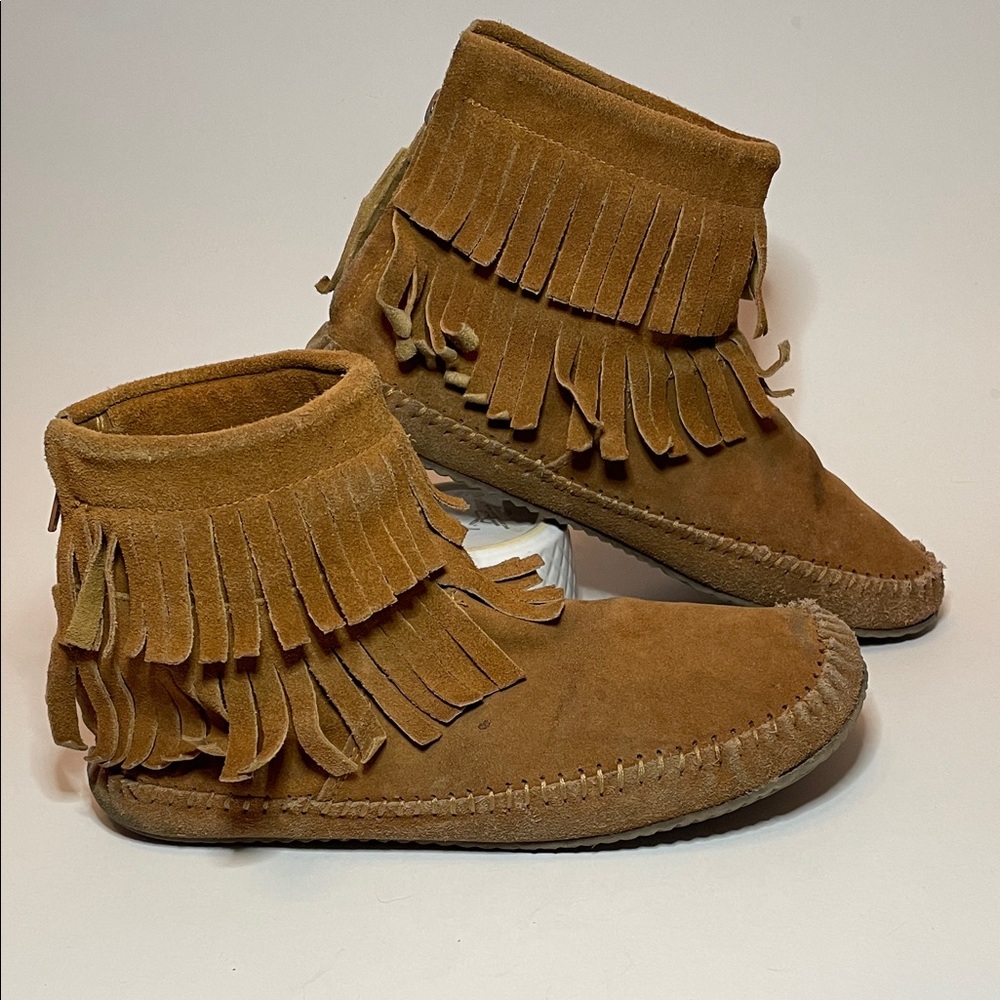 SOFTMOC Tan Suede Double Fringe Ankle Zipper-back Moccasin Boots Boho Hippie